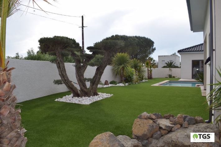 Pose de pelouse artificielle à Manosque 